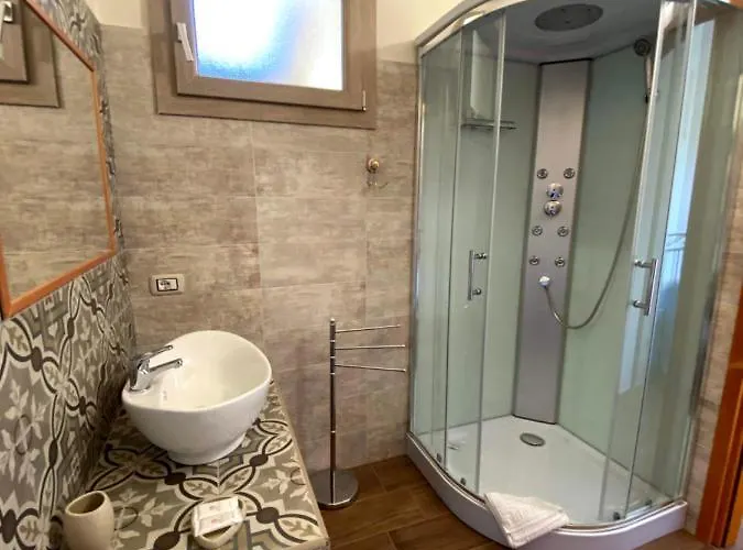 Janas Bed & Breakfast Posada (Sardinia)